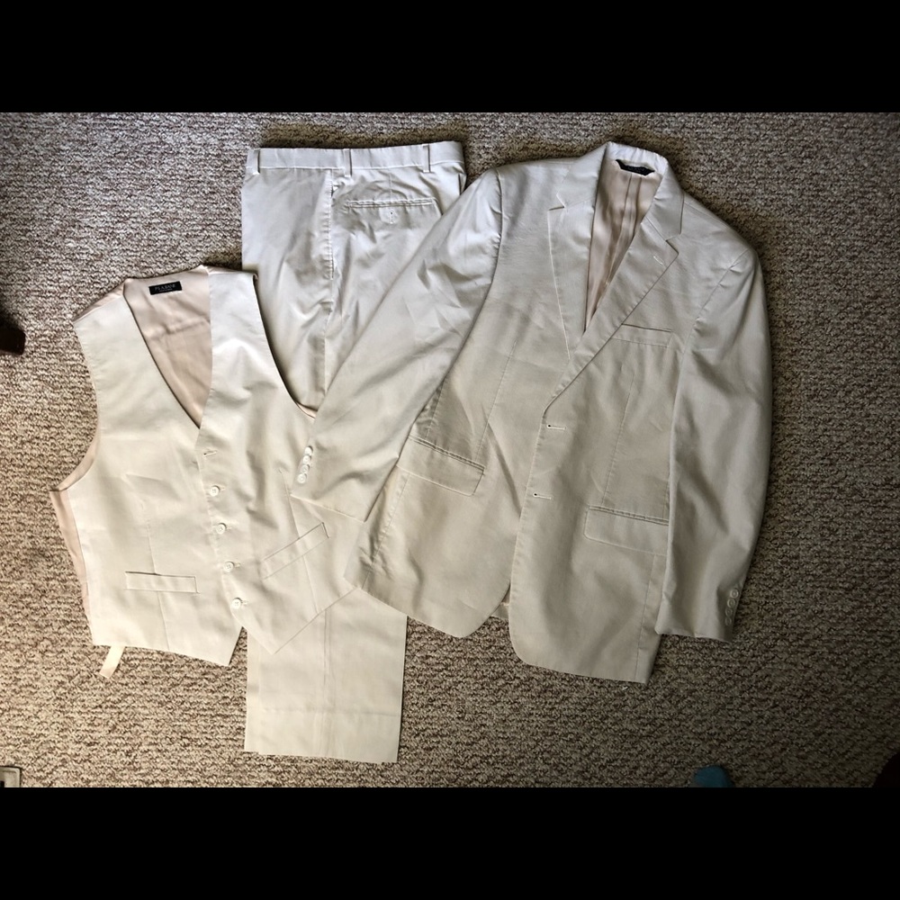 Men’s Joseph A Bank 3 piece suit
